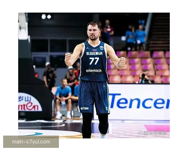 东契奇半场三双本世纪独享