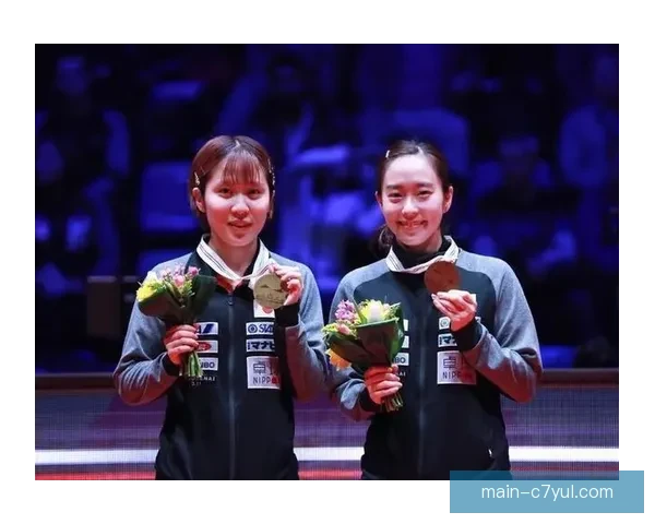 公俐楚桐晋级千米八强婧茹惊险