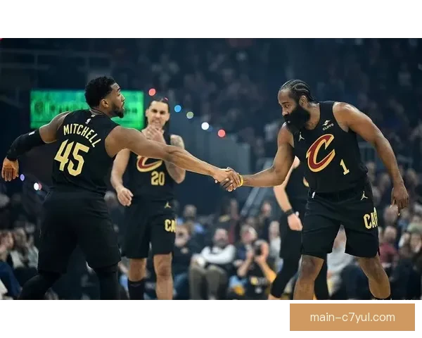 哈登18+8助骑士七连胜黄蜂